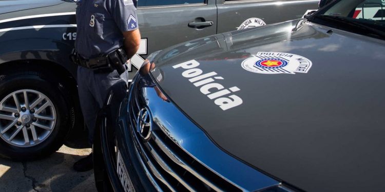 Moradores dizem que PM fez ação truculenta em favela de SP