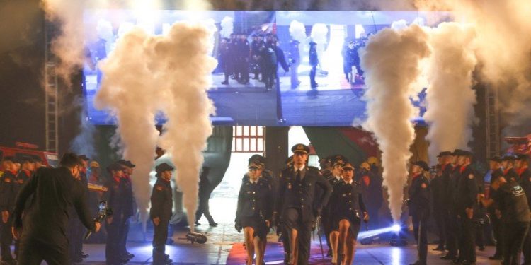 Corpo de Bombeiros do Rio Grande do Sul forma 53 novos capitães