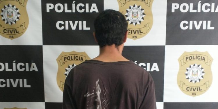 Acusado de furtos e roubos, criminoso é preso pela Polícia Civil em Erechim