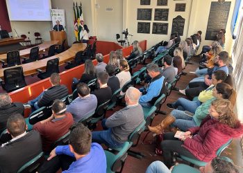 Seretarias de meio ambiente da AMAU se reúne em encontro inédito em Erechim