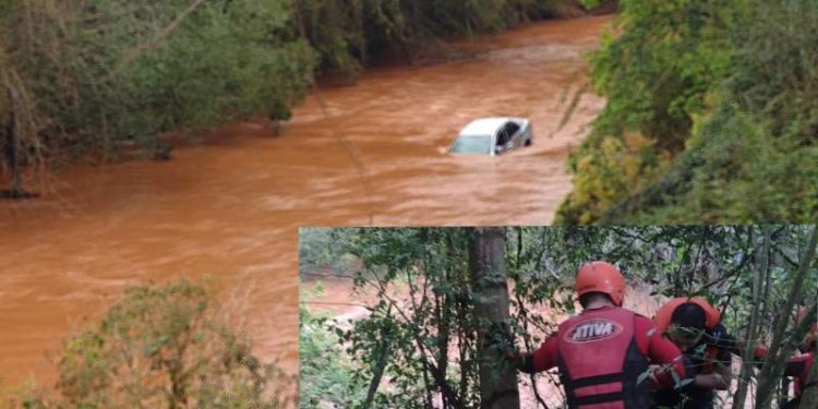 Veículo que viajava de Erechim para Ijuí despenca de ponte na BR-285 em Panambi