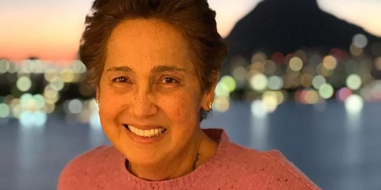 Atriz Claudia Jimenez morre, aos 63 anos, no Rio de Janeiro