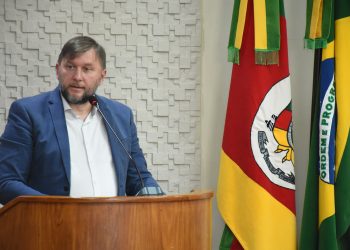 Vereador André Jucoski solicita que sejam substituídas as lâmpadas da Rua Hilário Arpini, no Bairro Três Vendas