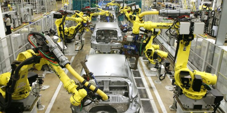 Produção de veículos no Brasil sobe 43,9% em agosto