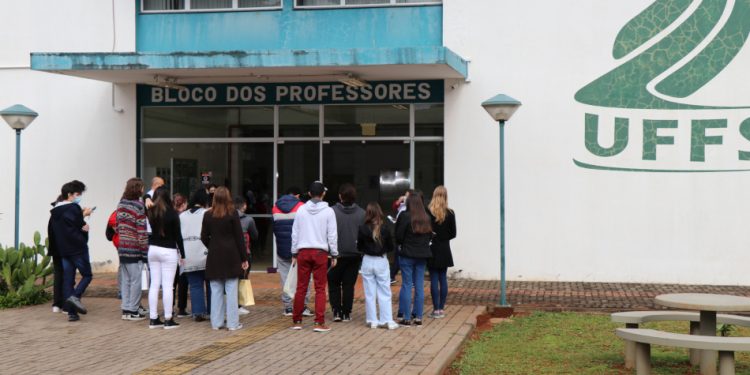 UFFS abre inscrições para novos cursos de línguas gratuitos