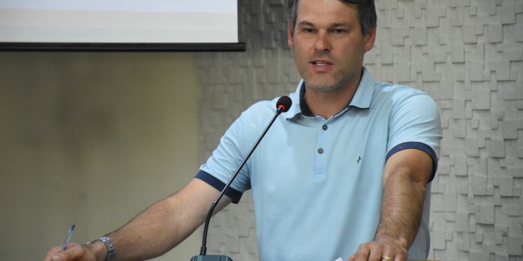 Vereador Anax Pezzin questiona o Executivo sobre implantação de sistema cicloviário no município
