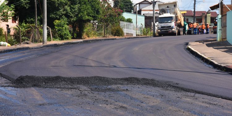 Erechim: Câmara de Vereadores destina recursos para recuperar ruas consideradas intrafegáveis