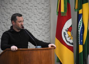 Vereador Ale Dal Zotto solicita a municipalização da Escola Estadual Roque Gonzales de Capo- Erê