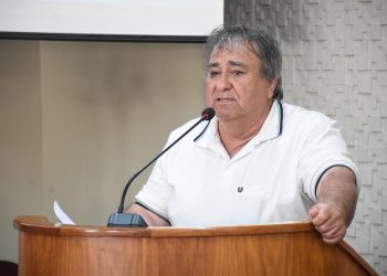 Vereador Barbosa solicita maior eficiência na limpeza de criadouros de suínos no município