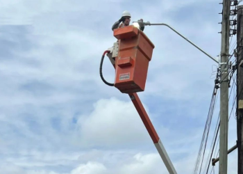 Lâmpadas de LED começam a ser instaladas nos bairros Petit Village, Progresso, Cristo Rei e São José