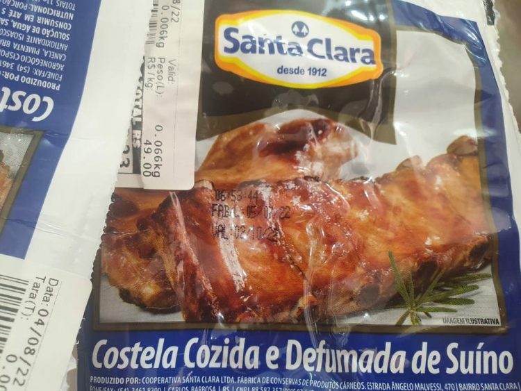 MP interdita estabelecimentos e apreende 780 quilos de alimentos impróprios para o consumo em Erechim