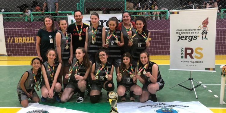 Equipe de Severiano de Almeida ganha medalha de bronze nos Jergs