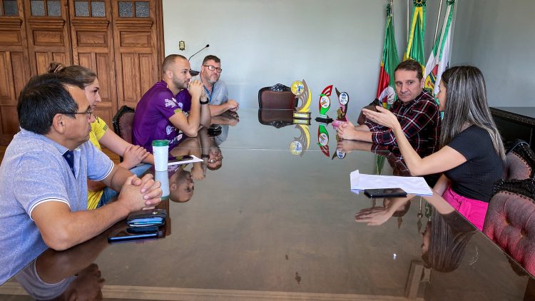 Escola Vôlei Futuro é destaque em diversas competições