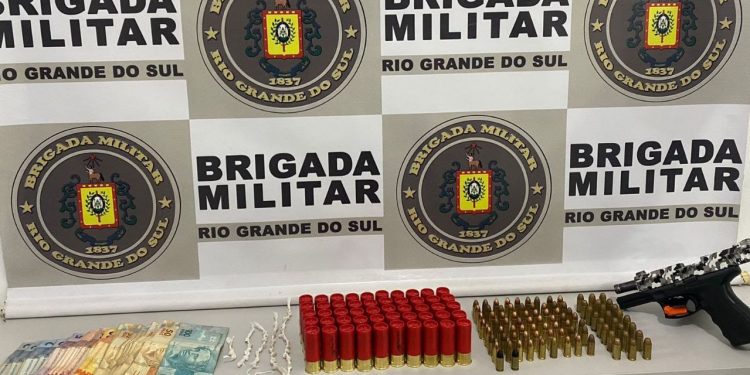BM prende homem por tráfico de drogas e porte ilegal de arma de fogo no São Vicente de Paulo em Erechim