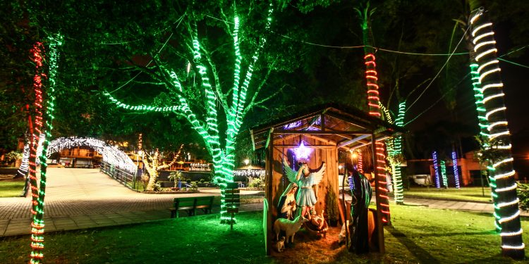 Papai Noel chega em Severiano de Almeida neste domingo