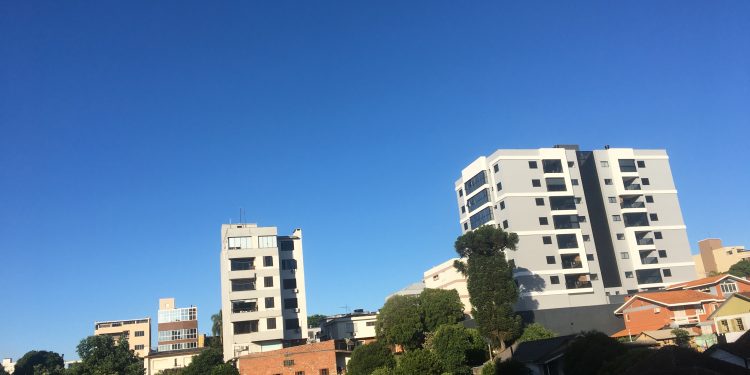 RS terá quinta-feira quente e ensolarada
