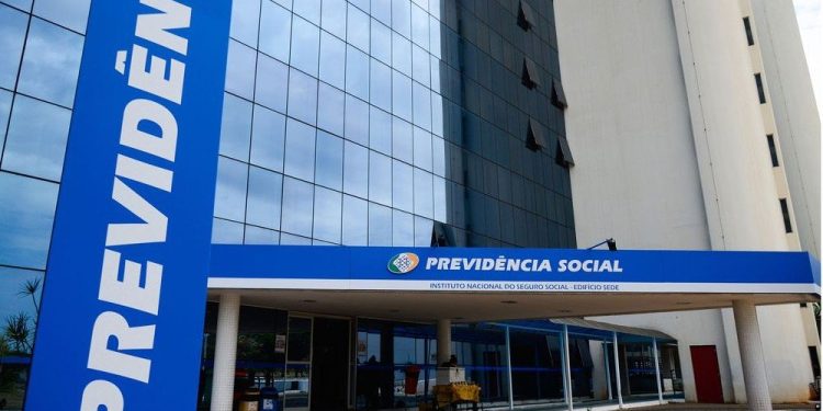Prova de vida passará a ser responsabilidade do INSS