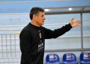 Paulinho Sananduva vai substituir Tiago Raupp no comando técnico do Atlântico