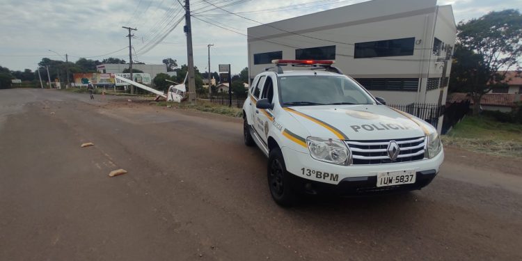 Após queda de avião, Avenida Caldas Júnior segue interditada próximo a Frinape