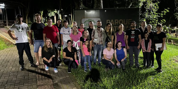 Trilha Guiada no Parque Longines em noite de Lua Cheia