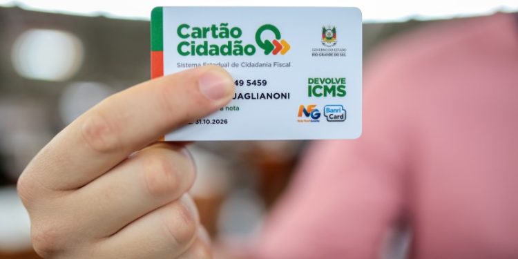 Famílias com direito ao Cartão Devolve ICMS vão ser atendidas no Feirão do Emprego