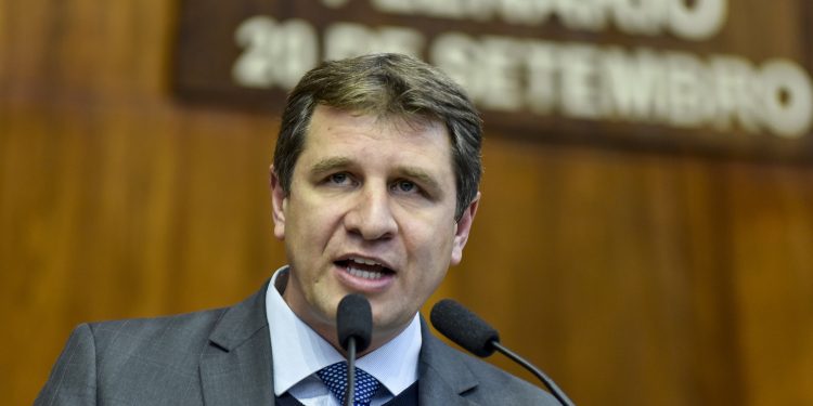 ACCIE promove palestra com o Secretário de  Desenvolvimento Econômico do Estado do RS