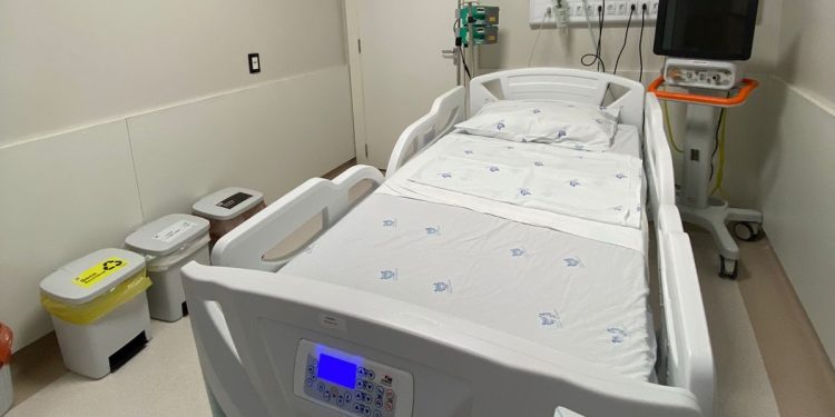 Santa Terezinha recebe 12 novas camas para leitos de UTI