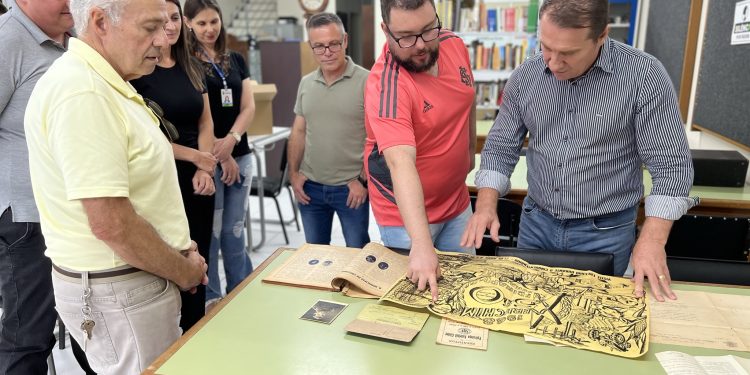 Doações da família Tedesco reforçam acervo do Arquivo Histórico