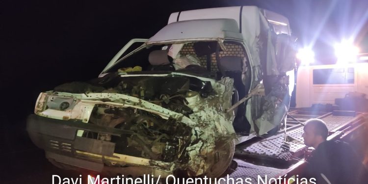 Acidente deixa homem gravemente ferido na BR 153