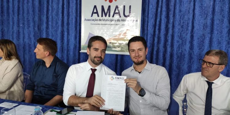 Obras de infraestrutura regional são solicitadas pela AMAU ao governador