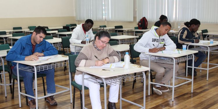 Exame Celpe-Bras 2023 é realizado na URI
