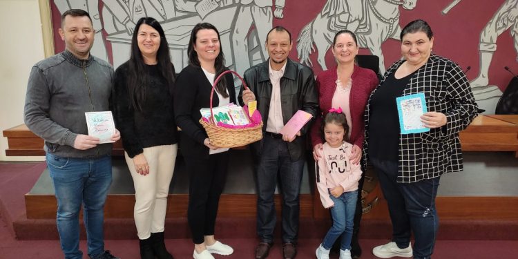 “Pequenas Alegrias”, iniciativa da Escola Ruther, está disponível na Câmara para a comunidade