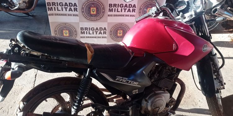 Homem é preso com motocicleta furtada no Bairro Presidente Vargas em Erechim