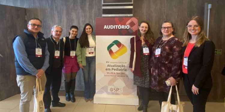 Curso de Medicina da URI marca presença no Congresso Gaúcho em Pediatria