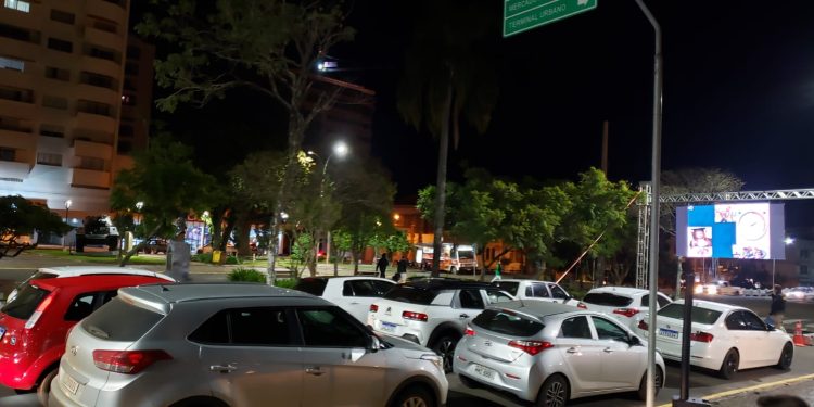 2ª edição do Cine Drive-in de Erechim será sábado (27) nos altos da avenida Maurício Cardoso