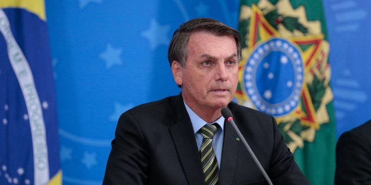 4 a 2: Maioria do Tribunal Superior Eleitoral torna Bolsonaro inelegível por 8 anos