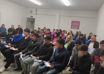 Mais de 60 estudantes se formam no CEJA