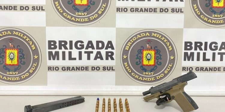 Homem é preso com arma de fogo em Erechim