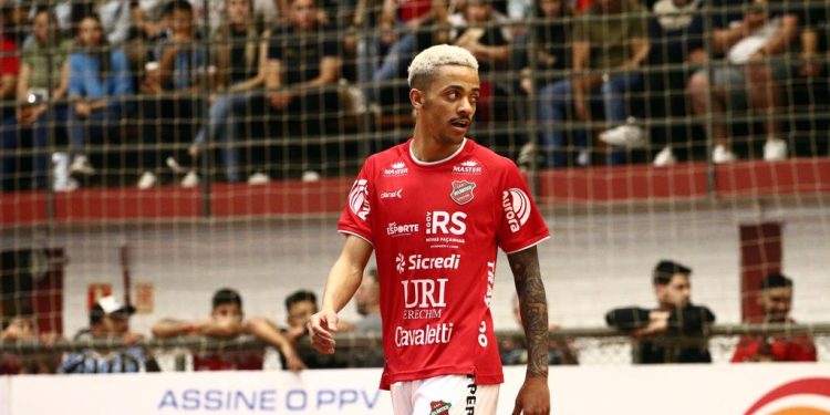 Fixo Neguinho, do Atlântico, é convocado para a Seleção Brasileira