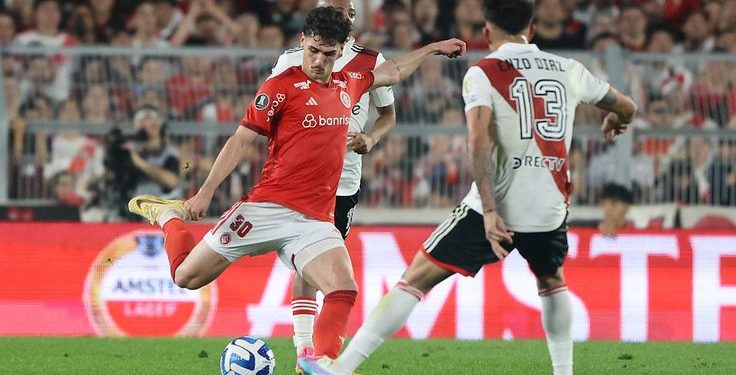 De virada, Inter perde por 2 a 1 para o River Plate pelas oitavas de final da Libertadores