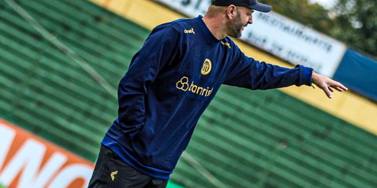 Opinião: Jerson Testoni foi a melhor opção para o Ypiranga?