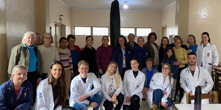 Alunos do Curso de Medicina da URI desenvolvem ações na UBS Aldo Arioli