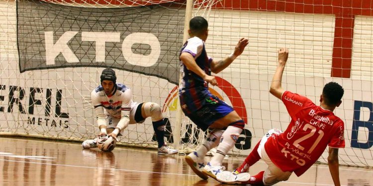 Atlântico sofre revés, mas mantém-se entre primeiros no Gauchão