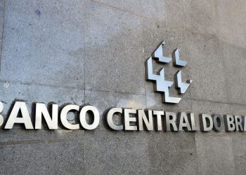 Banco Central faz novo corte de 0,5 ponto e taxa básica de juros cai para 12,75% ao ano