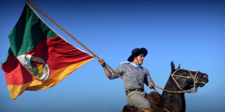 Celebração da Revolução Farroupilha potencializa as vendas de artigos que representam a cultura gaúcha