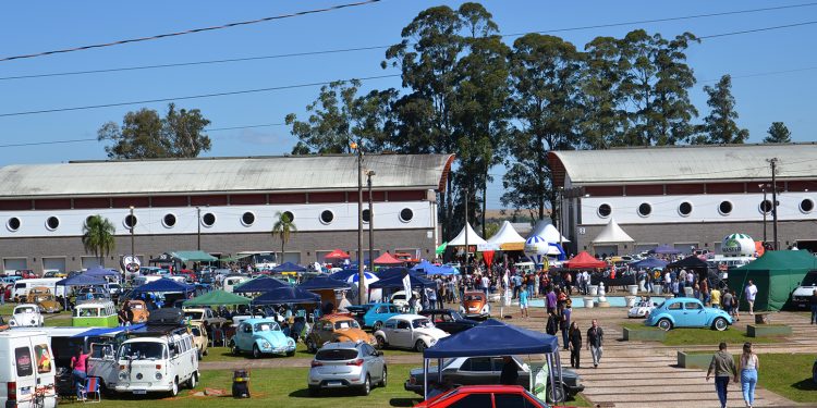 Mais de 12 mil pessoas prestigiaram 1º Kerb Gastronômico – a Oktoberfest Erechim 2023