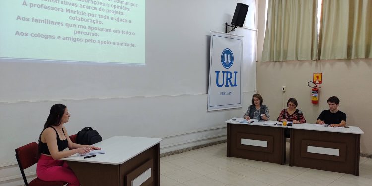Acadêmicos de Medicina da URI qualificam projetos de pesquisa