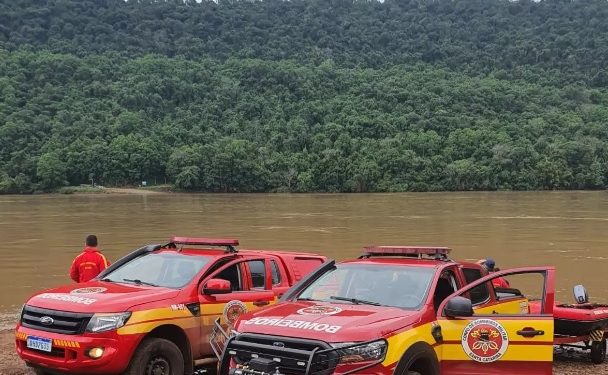 Balseiro segue desaparecido no Rio Uruguai após balsa afundar