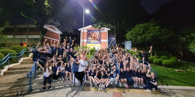 Estudantes da Escola da URI participam de Acantonamento Olímpico Feminino 