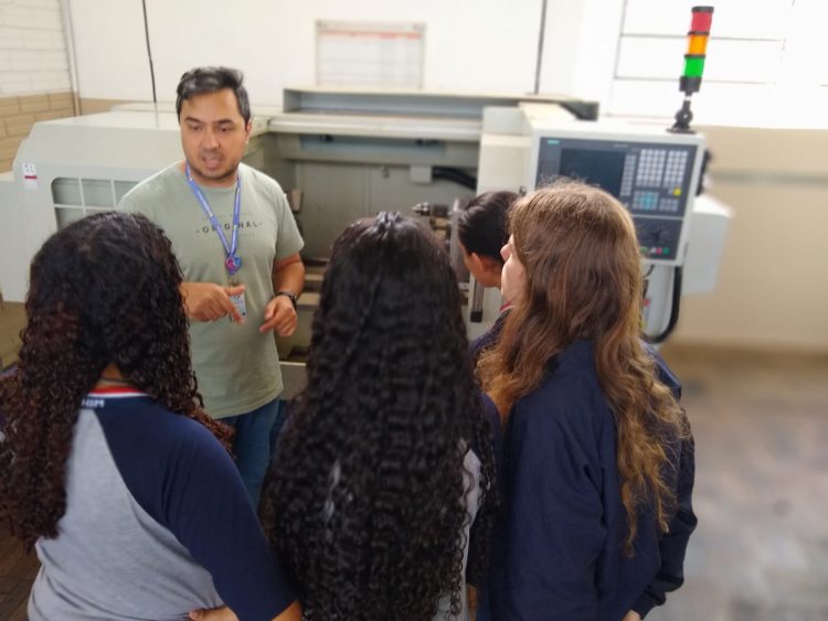 Educação Profissional de Erechim é exemplo para Escolas Municipais